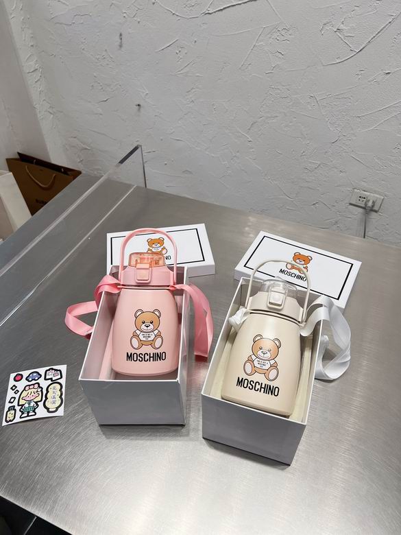 Moschino Thermos Cup 600ml 28